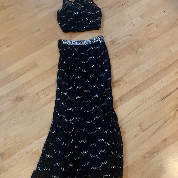 Special event two piece sequin dress - Picture 2 of 5